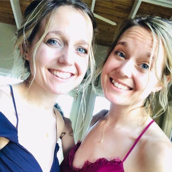 Meet your Posher, Liz - Picture 1 of 1